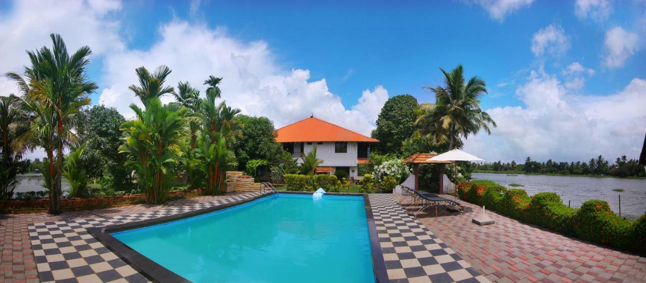 Green Palace Ayurveda Resort, Alleppey Alappuzha Exterior photo